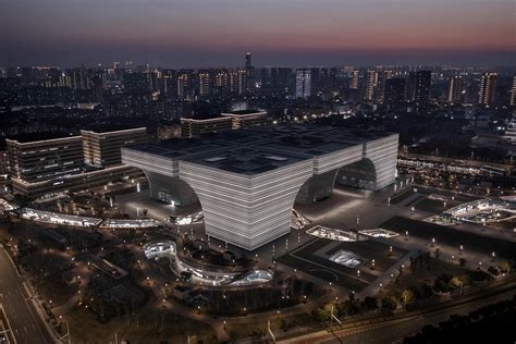 建筑时报-江苏省常州市建筑行业协会召开了六届三次理事会议