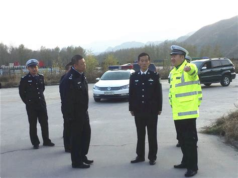 忻州市公安局忻府分局举行警用装备发放仪式(组图)-特种装备网