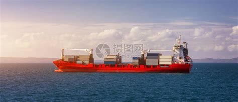 国际集装箱货船在海洋货运航运航海船舶高清图片下载-正版图片506523985-摄图网