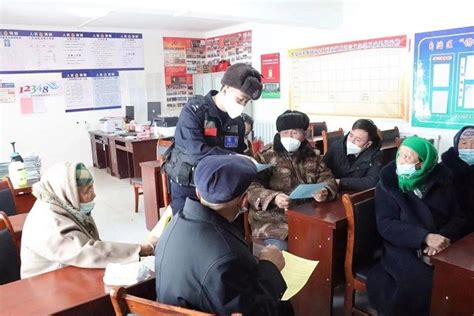 新疆塔城：中哈边防部队组织联合巡逻