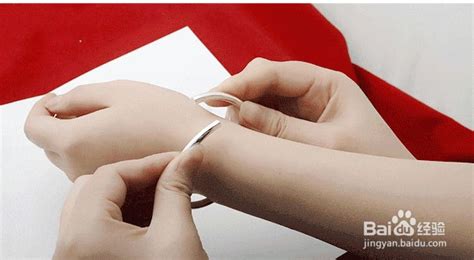 银手镯正确佩戴方法及怎么测量出合适您手腕手镯-百度经验