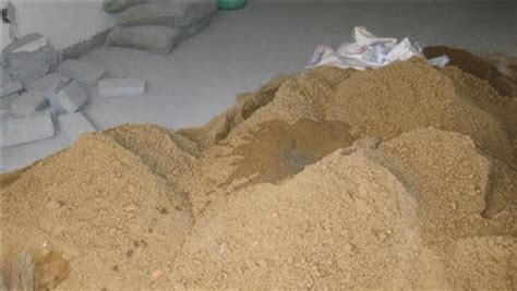 沙子多少钱一吨,市面上的黄沙，也被称为河沙 价格是怎样的？