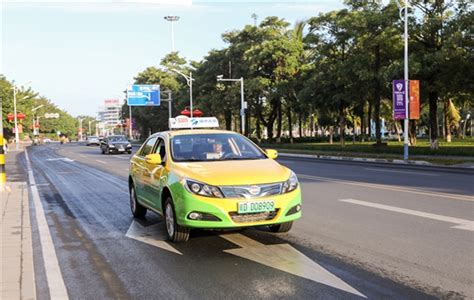三亚首批50辆新能源纯电动出租车投放市场