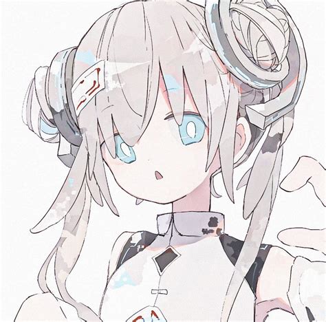 内搭小众甜美女生头像动漫