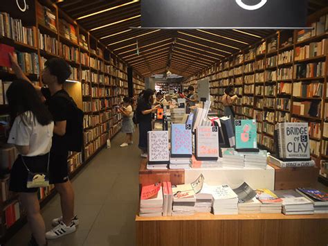 南京市栖霞区人民政府 栖霞这些有“气质”的书店，哪个和你最搭？