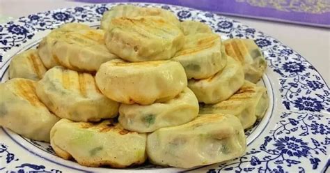 在绍兴诸暨吃特色美食葱包烩，发现跟杭州的完全两样，区别太大了
