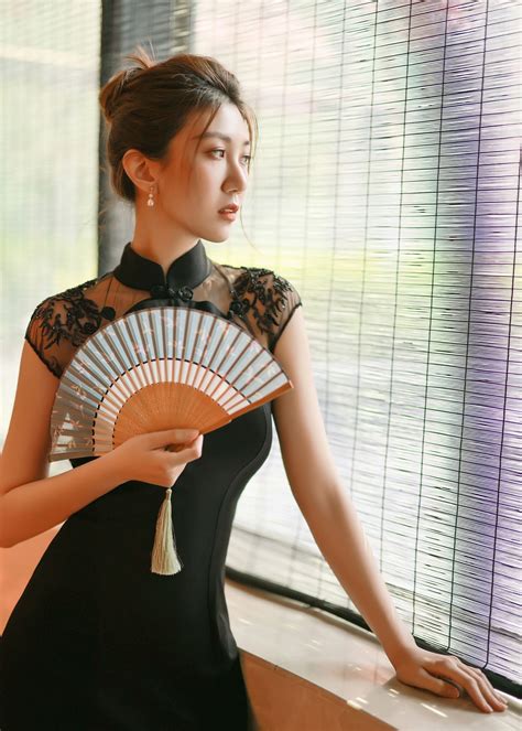 非主流黑色旗袍头像