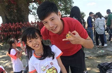 《童心看世界》第六期——24位小童星们来到始建于明朝的中国历史文化名村“安义古村”_选手