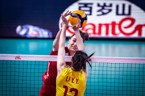 中国女排3-0波兰队！晋级总决赛，分析赢球原因主要有4点|王云蕗|中国女排|波兰队_新浪新闻