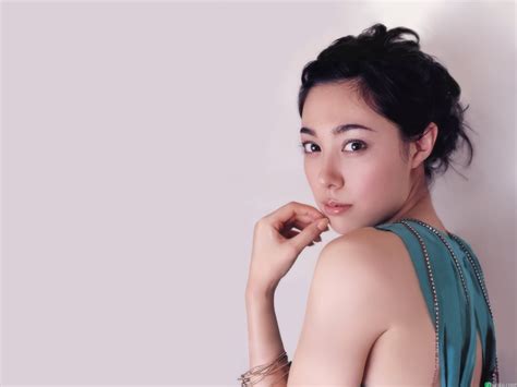 今天写真集的主角就是吹石一惠是岛国的一图片