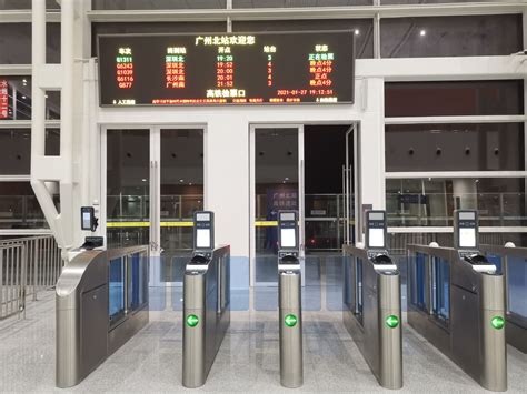 2024北站的互联网购票取票点就在二层进站口，是我经历过的取票最为方便的火车站之一_沈阳北站-评论-去哪儿攻略