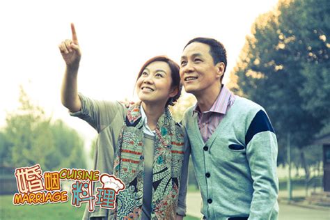 与闫妮离婚19年的邹伟再婚生子获幸福，但她情路坎坷至今未婚 | 人物集