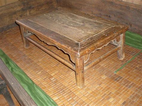 老式木头桌子,木头桌子,木头做桌子_大山谷图库