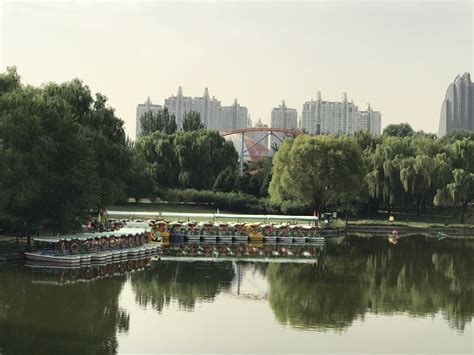 中国北京朝阳公园夜景,国内旅游景点,旅游景点,摄影,汇图网www.huitu.com