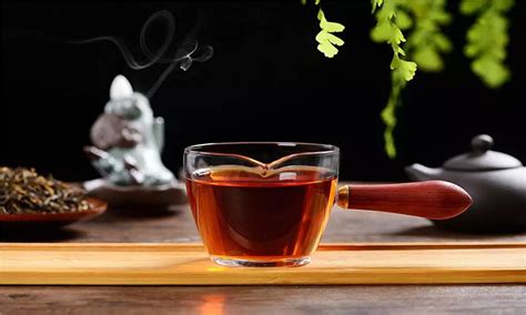 一杯清茶图片
