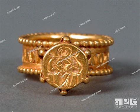 Gold Signet Ring with Virgin and Child, Byzantine, 6th-7th century ...