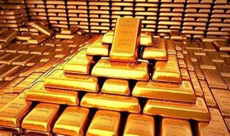 10万元买黄金和存银行，哪一个更保值？什么时候买黄金更保值？__财经头条