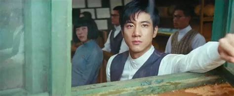2018年《无问西东》，王力宏饰演沈光耀。这个时代缺的不是完美的人，缺的是从心里给出的真心、正义、无畏和同情_手机新浪网