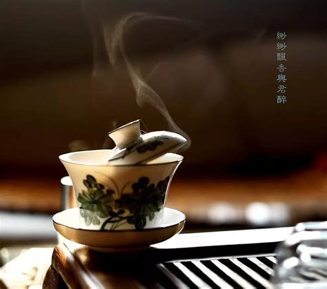 茶与水的邂逅的美文,描写茶与水的相遇,用心做茶的美文_大山谷图库