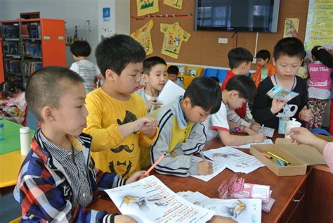 湖南省少儿图书馆开展2014年科技周科普系列活动