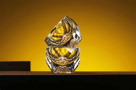 水晶酒是什么酒，水晶皇白酒