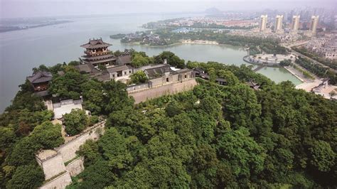 近六百年来长江三角洲地区城镇空间与城镇体系格局演变分析