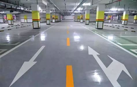 好消息！万州最大的地下停车场三峡移民广场停车场建成，有16个出口1000多个车位！-城建交通 -精品万州