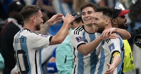 阿根廷VS法国首发预测，352对4231明牌决战！梅西一战加冕球王？|荷兰|梅西|姆巴佩_新浪新闻