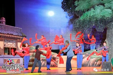 9月21日晚，由岢岚县精心打造的大型舞台情景剧《情满黄土坡》在忻州剧院上演。