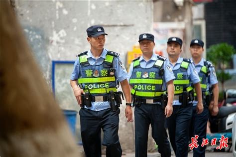 这个警务站半年抓获67名在逃人员，被抓者叹“武汉警察惹不起”_武汉_新闻中心_长江网_cjn.cn