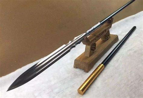 中国古代有名的长枪，龙胆亮银枪才排第二名！第一名才是最厉害|银枪|龙胆|长枪_新浪新闻