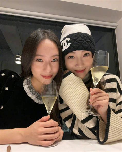 郑氏姐妹图片