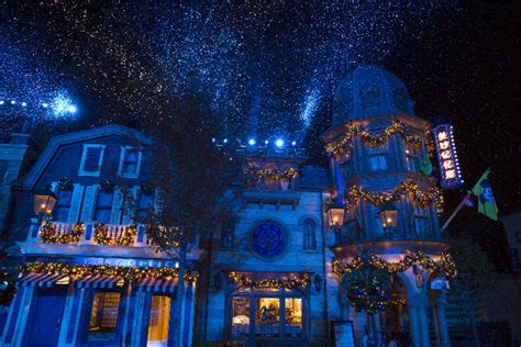 迪士尼推出冬季夜场票，标准票299元起还送88元圣诞购物券 - 周到上海