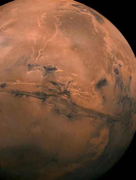 科学家发现火星内部存在庞大的水资源 - 神秘的地球 科学|自然|地理|探索