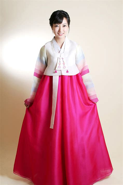 朝鲜族服装的特点