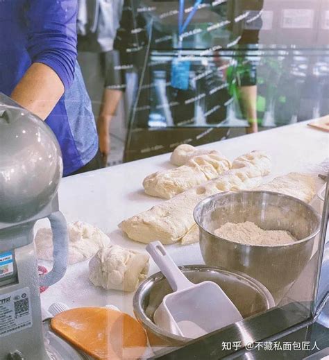宜宾新开面包店，小淘子和小淘妹吃货出动，尝鲜品美味！|面包|面包店|宜宾_新浪新闻