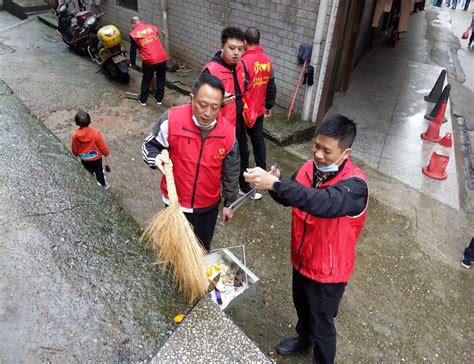 商学院“益起爱”志愿服务队开展“清洁社区大扫除”活动-商学院-滁州职业技术学院