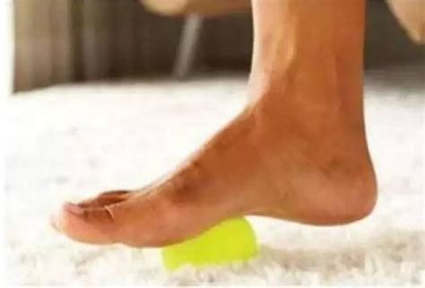 【手脚痒是什么原因】【图】手脚痒是什么原因呢 7个方法让你有效治疗你脚癣(3)_伊秀健康|yxlady.com