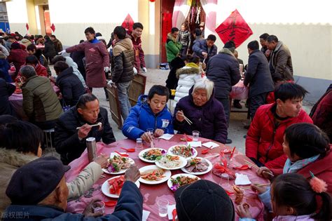 红白喜事是什么意思啊（“喜事喜办”很正常，“丧事喜办”为哪般？） | 说明书网