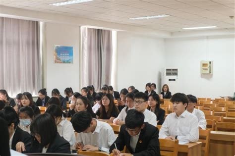 学生会2016年秋学期部门述职答辩会及主席团部长团会议成功举行