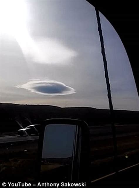 美国亚利桑那州天空出现内藏UFO的奇怪反光云？ - 神秘的地球 科学|自然|地理|探索