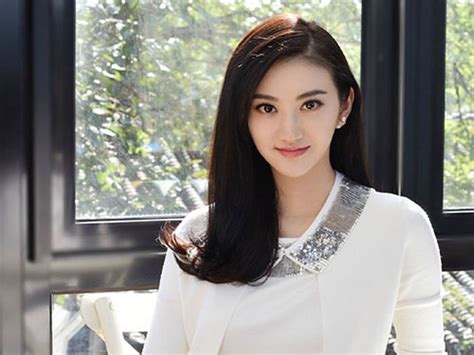 中国颜值前十名最漂亮女明星排名：古力娜扎排名第六，第一是谁_刘亦菲_迪丽热巴_五官