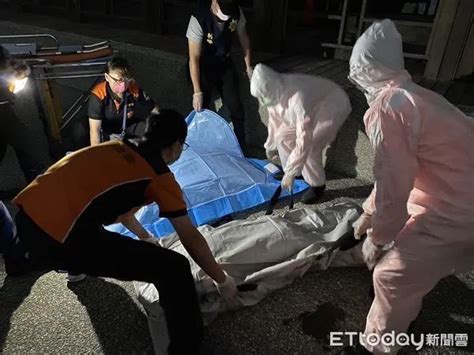 曝台湾沿海近一个月已发现20具浮尸 其中一具浮尸身上搜出一张14人合照_军事频道_中华网