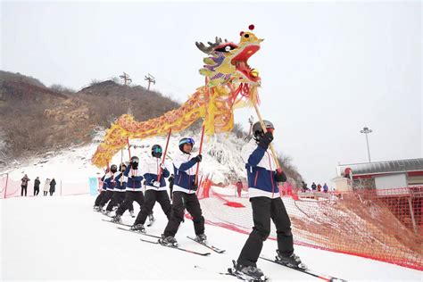 游影都滑雪逛大集 “来怀柔过大年”800余场文旅活动发布_市民_刘雅静_游客