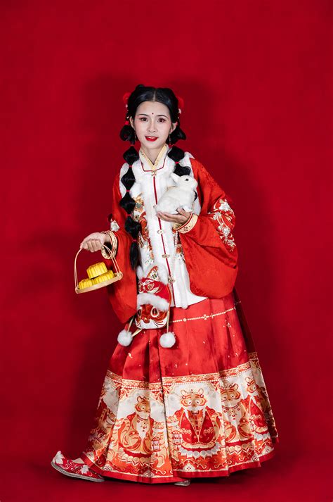 陆地夫妇精修图片