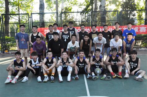 文学院“毕业杯”篮球比赛顺利举行-济南大学文学院