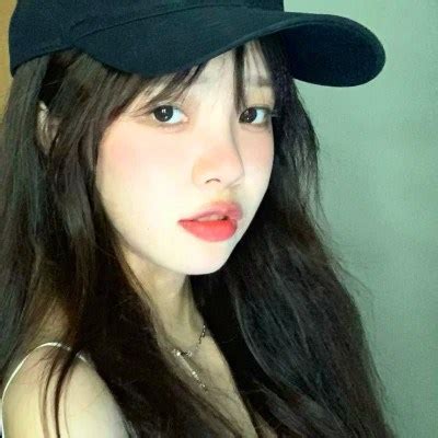 温柔纯欲女生头像