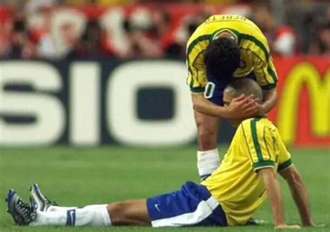 98世界杯决赛的“黑幕” 罗纳尔多到底怎么了_体育_腾讯网