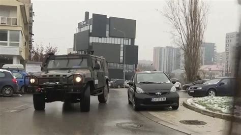 武契奇一直在为科索沃奔走且立场强硬，在边境部署军事力量有何原因？_凤凰网视频_凤凰网