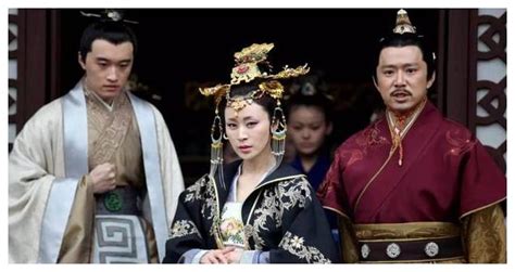 杨雨婷，《琅琊榜》中的毒辣王妃“越贵妃”，现实中竟然这么美！